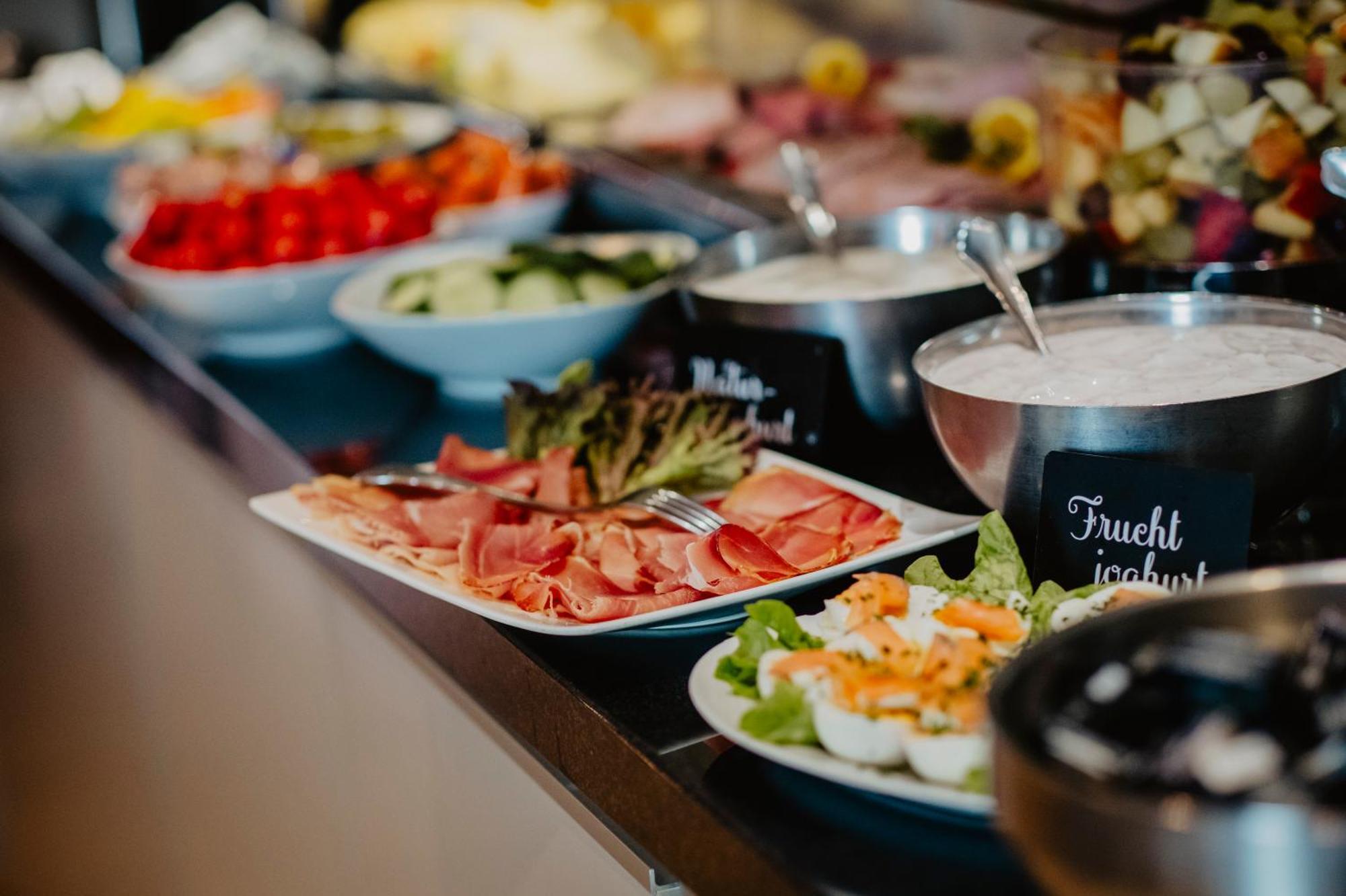 Hotel-Restaurant Haselhoff โคเอิสเฟลท์ ภายนอก รูปภาพ